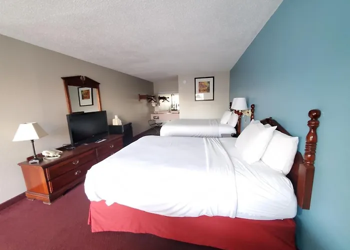 Twelve Oaks Inn