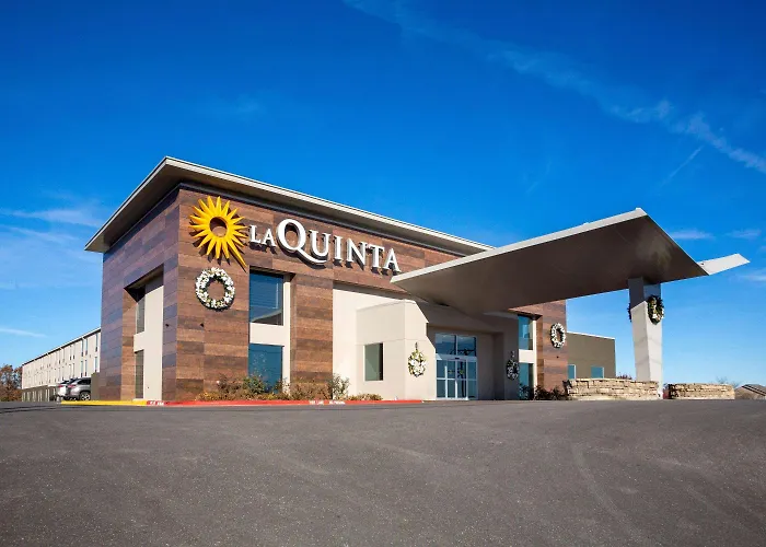 La Quinta By Wyndham Branson