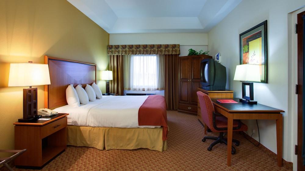 Express Branson- Mountain Drive By Ihg