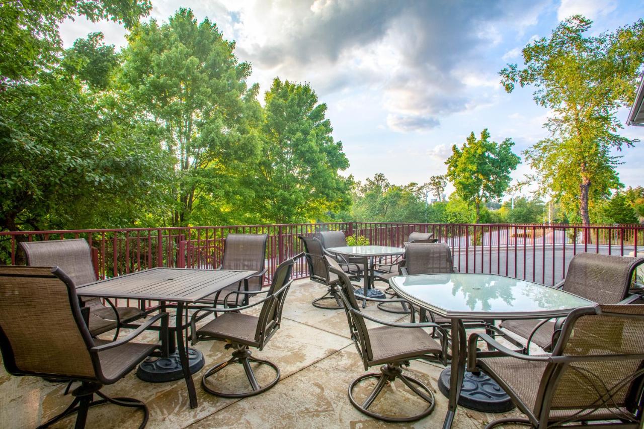 Ramada By Wyndham 3*