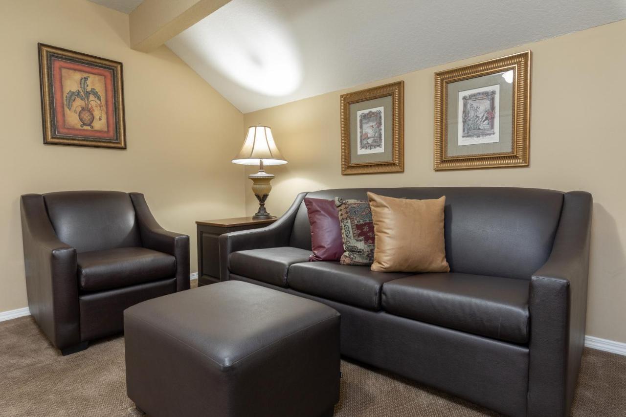 Surrey Vacation By Capital Vacations Hotel Branson