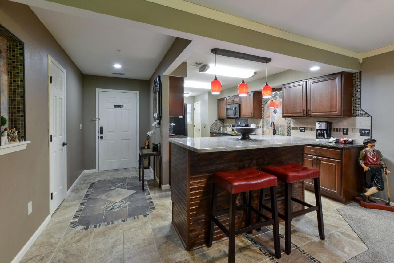 Thousand Hills Luxury Condos: Heart Of Retreat Branson