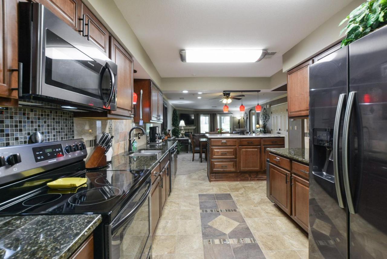 Thousand Hills Luxury Condos: Heart Of Retreat Branson