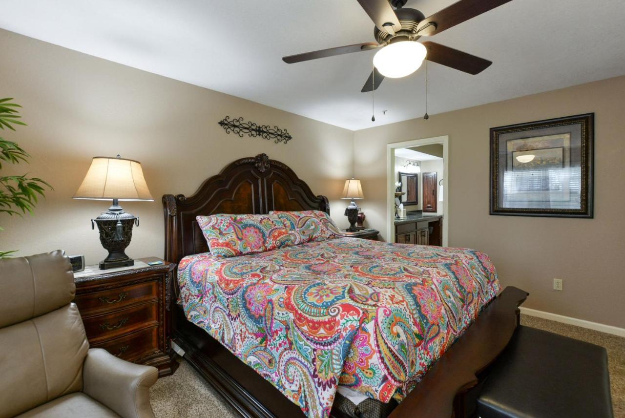 Thousand Hills Luxury Condos: Heart Of Retreat * Branson