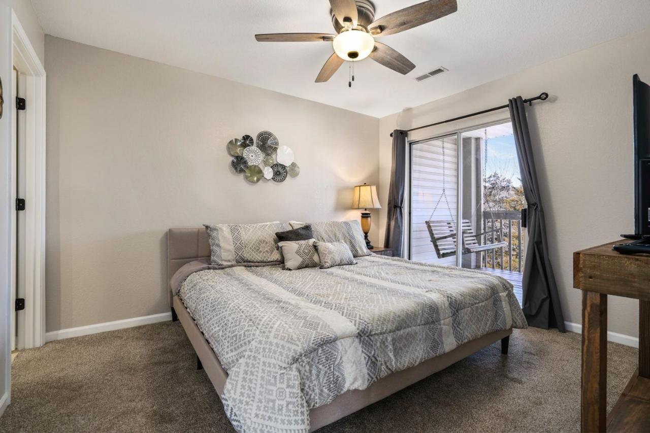 Eagle Nest Pristine Dream * Branson
