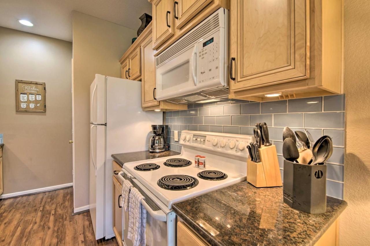 Spacious About 4 Mi From Downtown Branson! *
