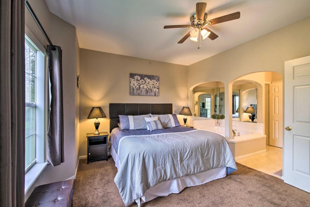 Spacious About 4 Mi From Downtown Branson! Apartment