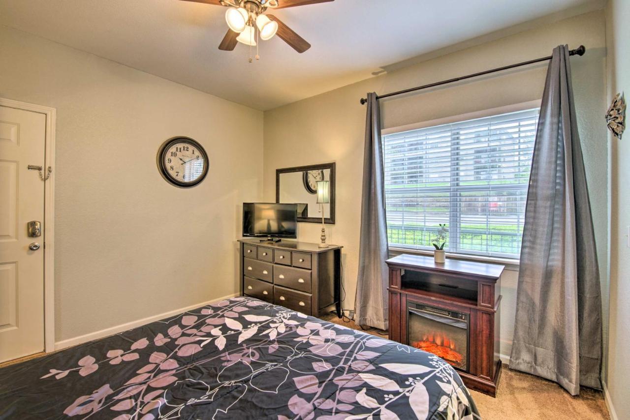 Spacious About 4 Mi From Downtown Branson! Apartment
