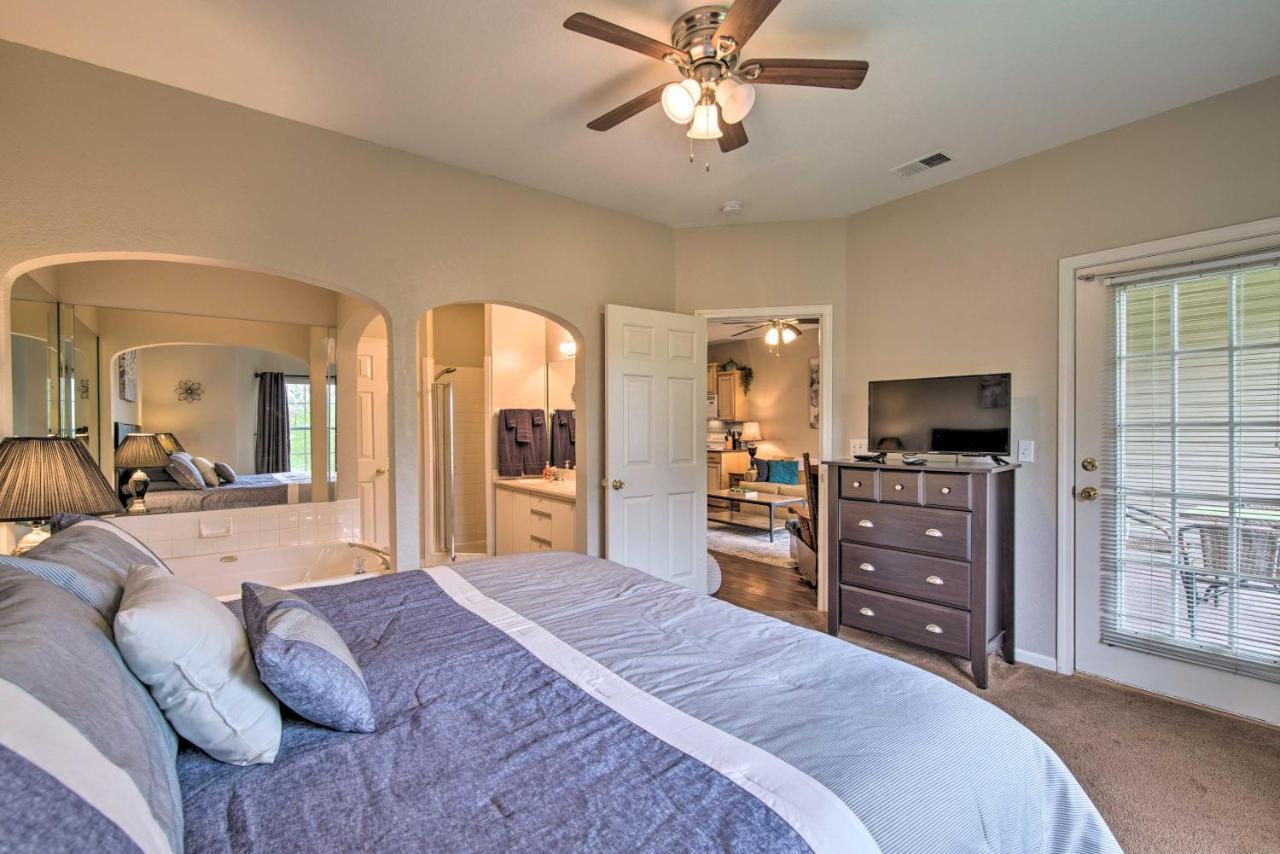 Apartment Spacious About 4 Mi From Downtown Branson!
