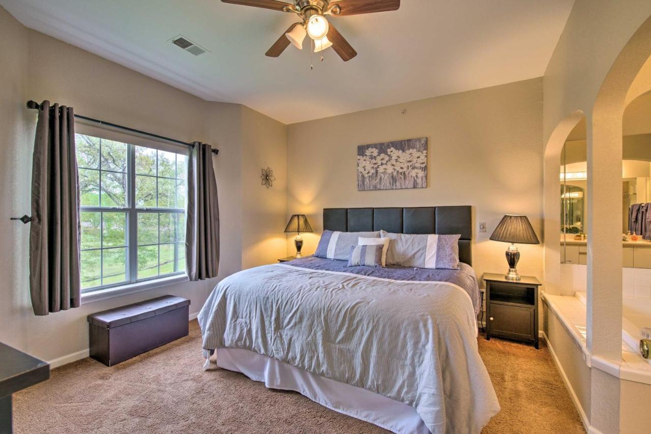 Apartment Spacious About 4 Mi From Downtown Branson!