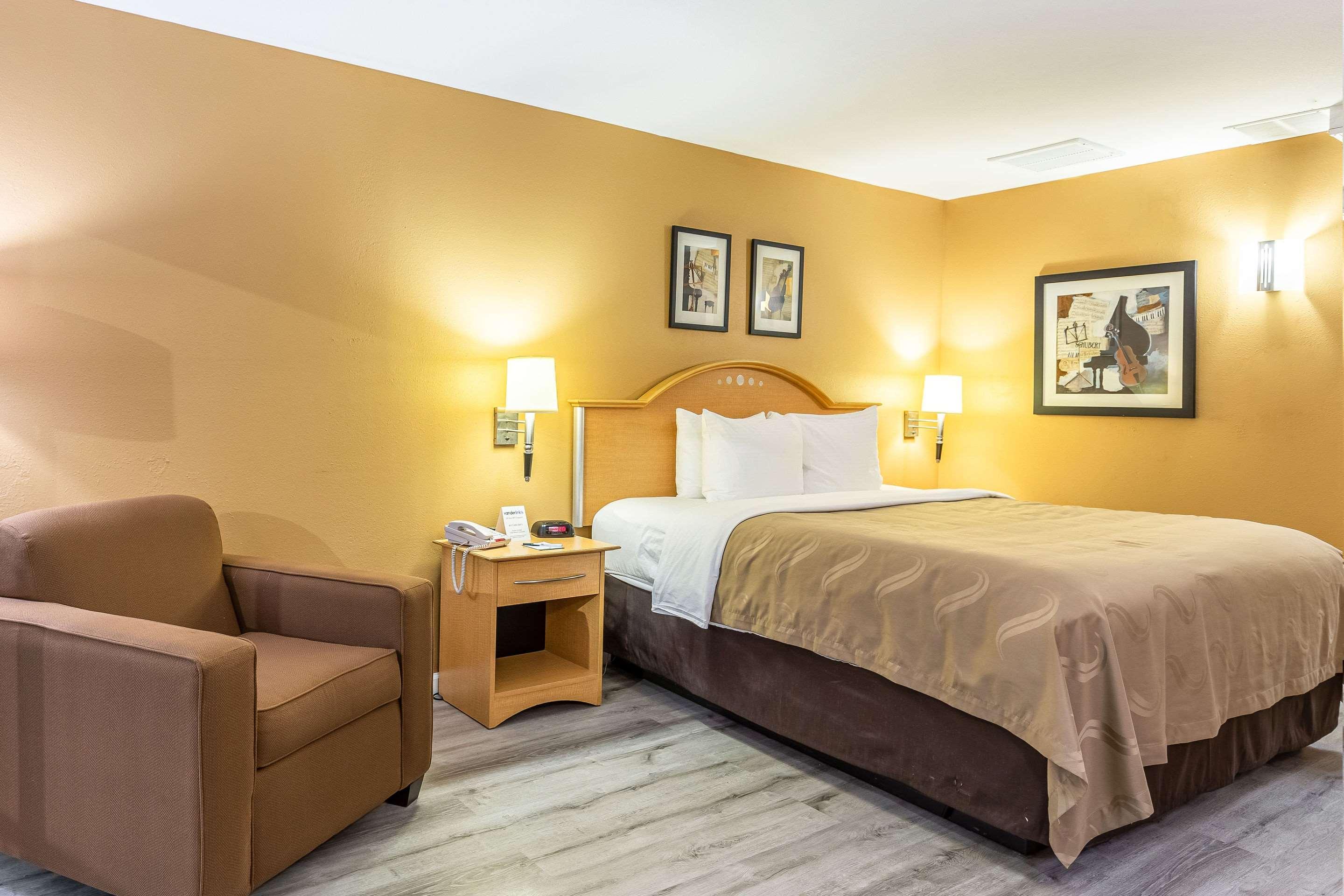 Hotel Quality - Hwy 76