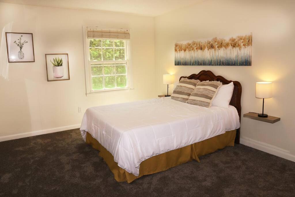 3 Bedroom Vacation Next To Silver Dollar Branson