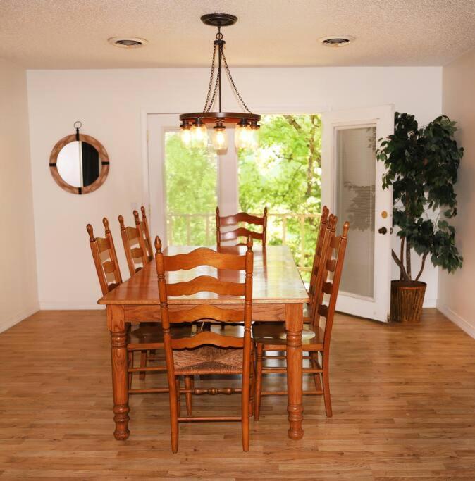 Holiday home 3 Bedroom Vacation Next To Silver Dollar *