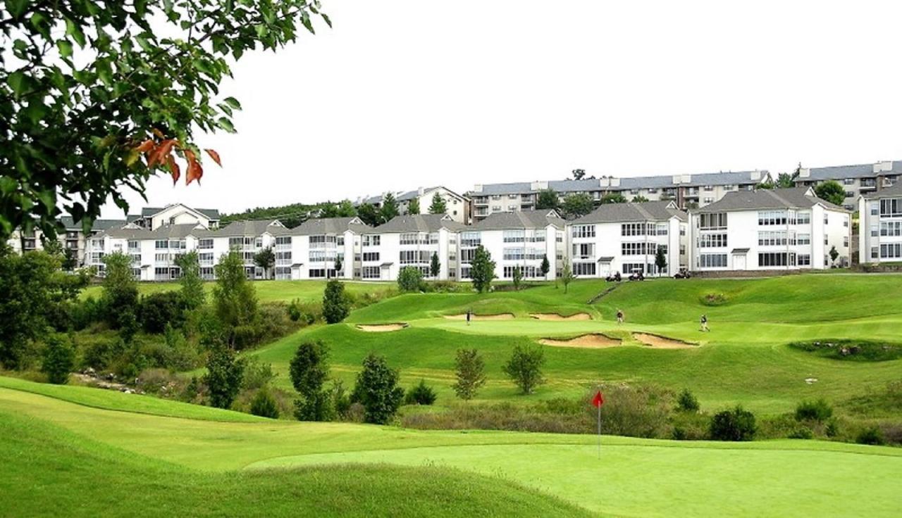 Aparthotel Thousand Hills Luxury Condos: Heart Of Retreat *