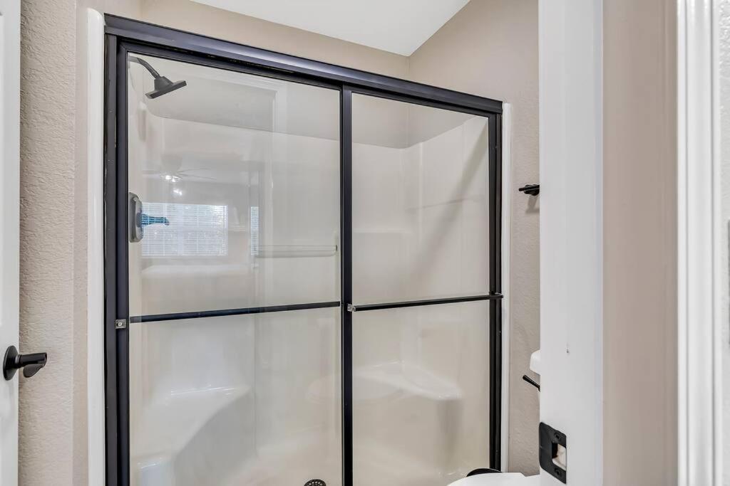Charming 4-bedroom At The Champions Apartment Branson