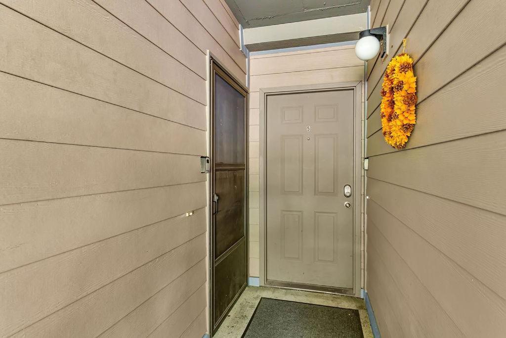White Pine -- 1204 Holiday home