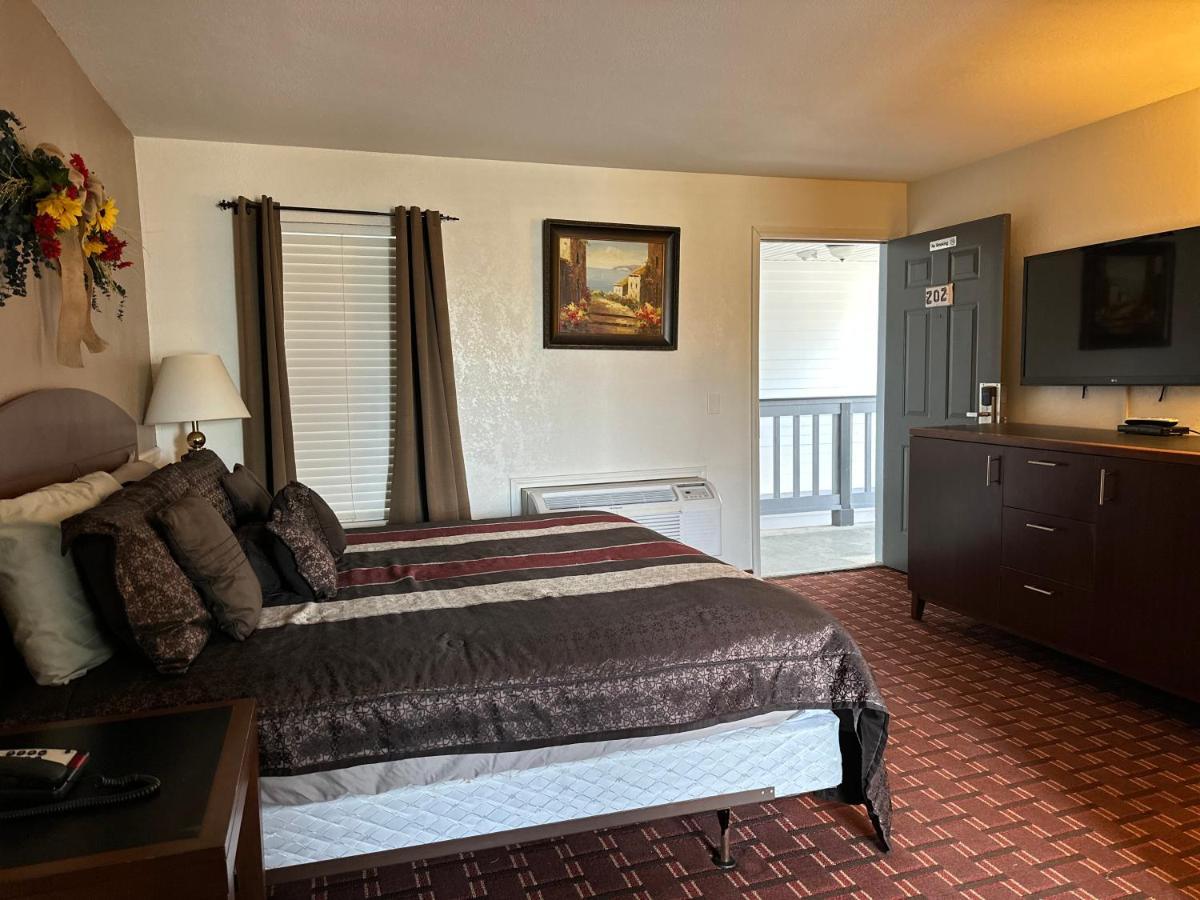 Victorian Hotel 2*