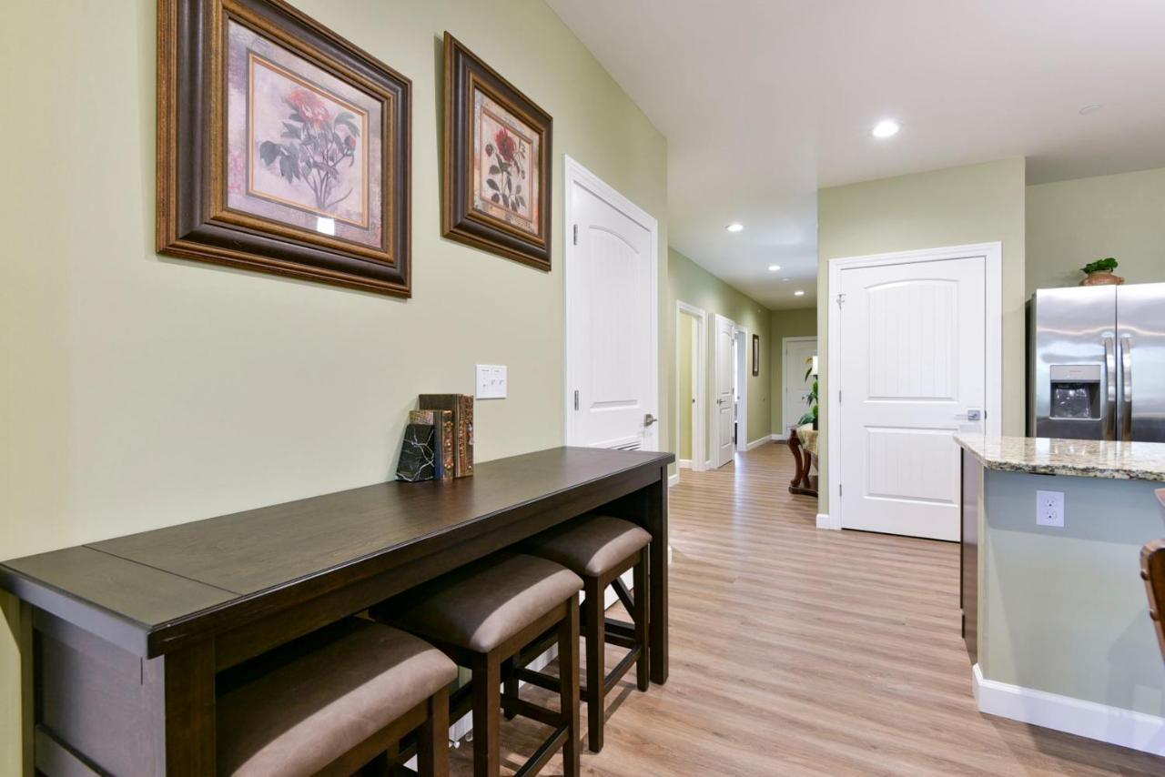 Thousand Hills Luxury Condos: Heart Of Retreat