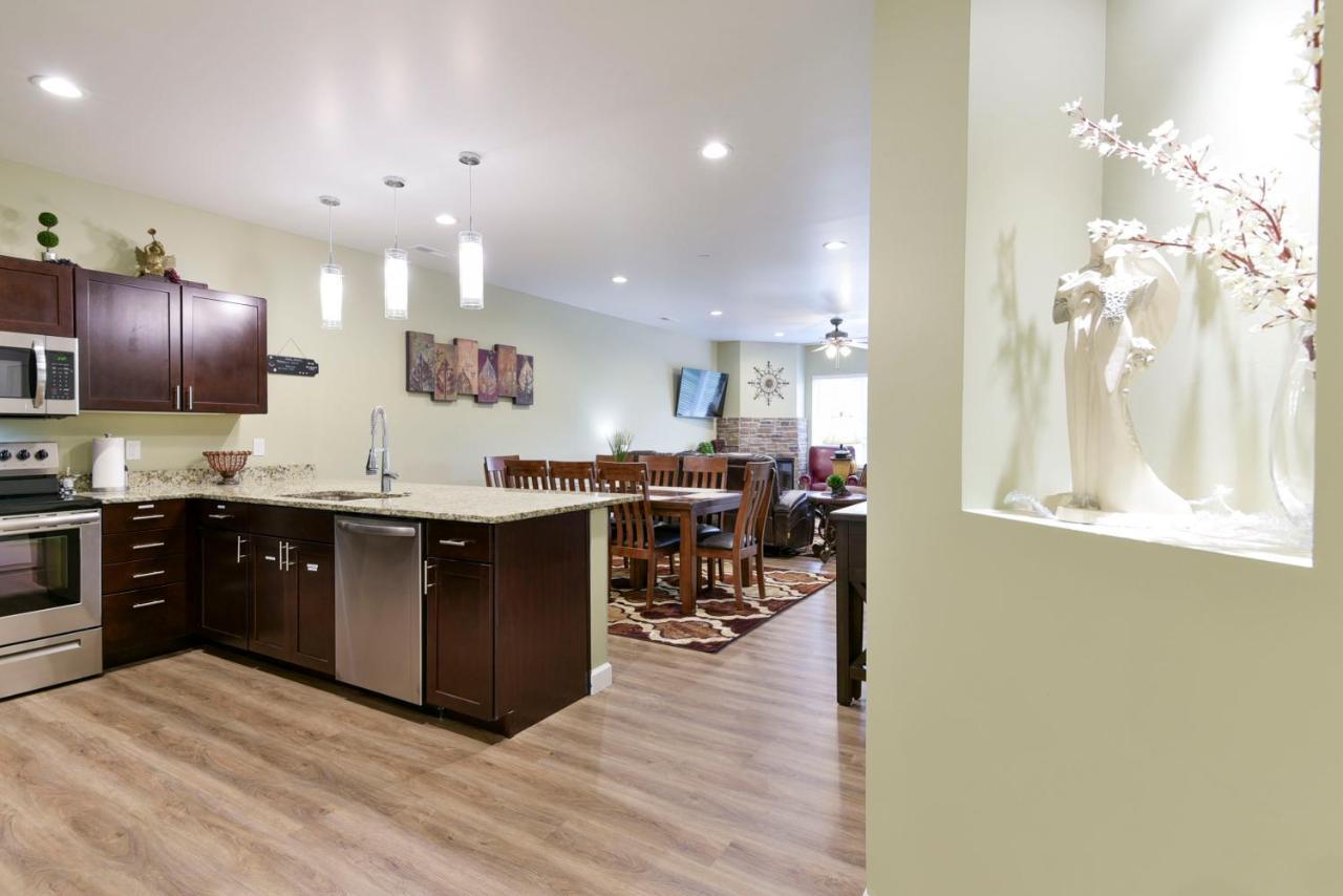 Thousand Hills Luxury Condos: Heart Of Retreat Branson