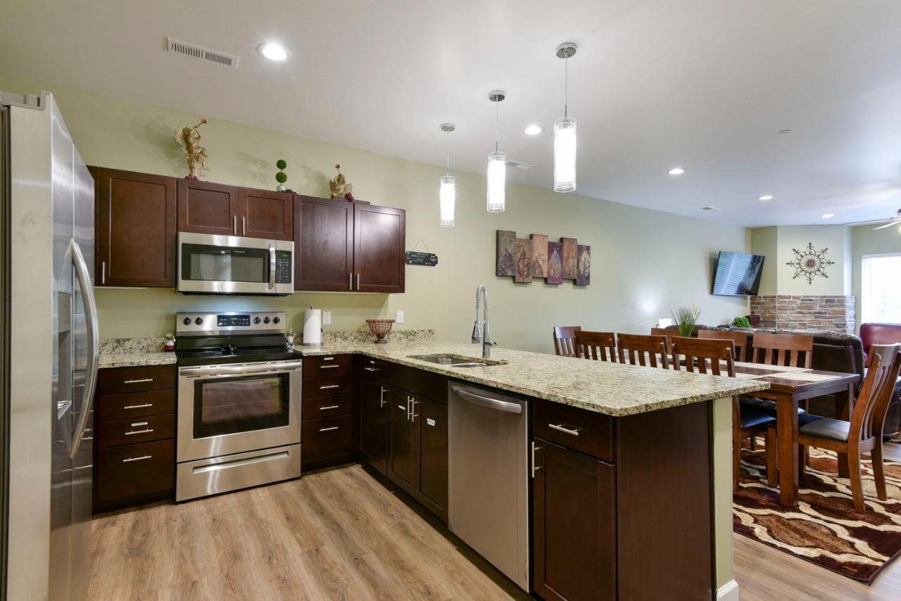 Aparthotel Thousand Hills Luxury Condos: Heart Of Retreat *