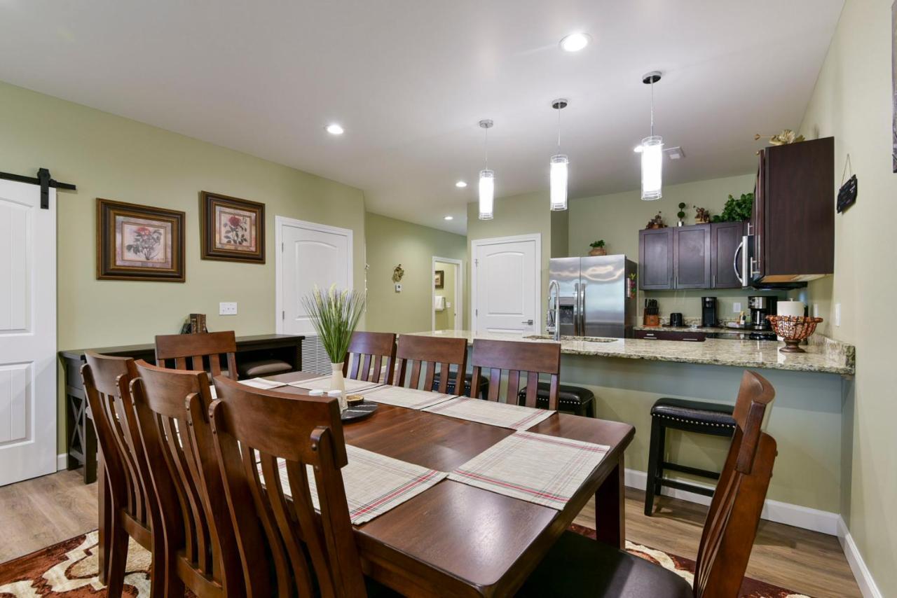 Aparthotel Thousand Hills Luxury Condos: Heart Of Retreat