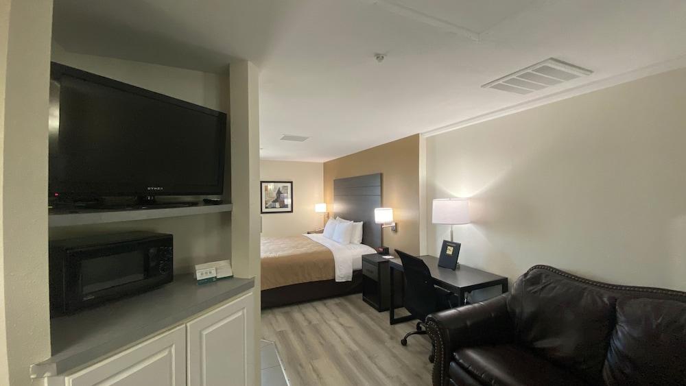 Hotel Quality - Hwy 76