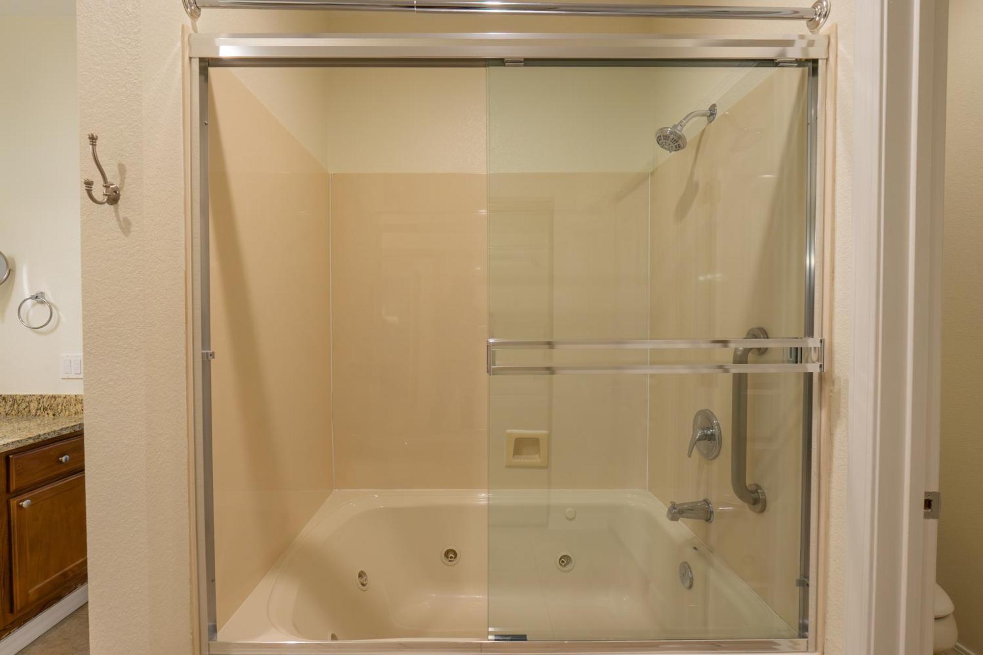 Holiday home Elevator Access - Heart Of Location - Free Attraction Tickets - Rl5-6 *