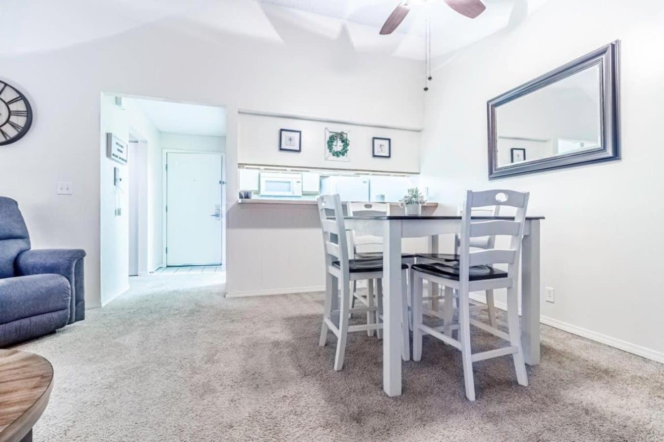 At Pointe Royale With Indoor Pool And Hot Tub Walking Distance To Clubhouse Apartment *