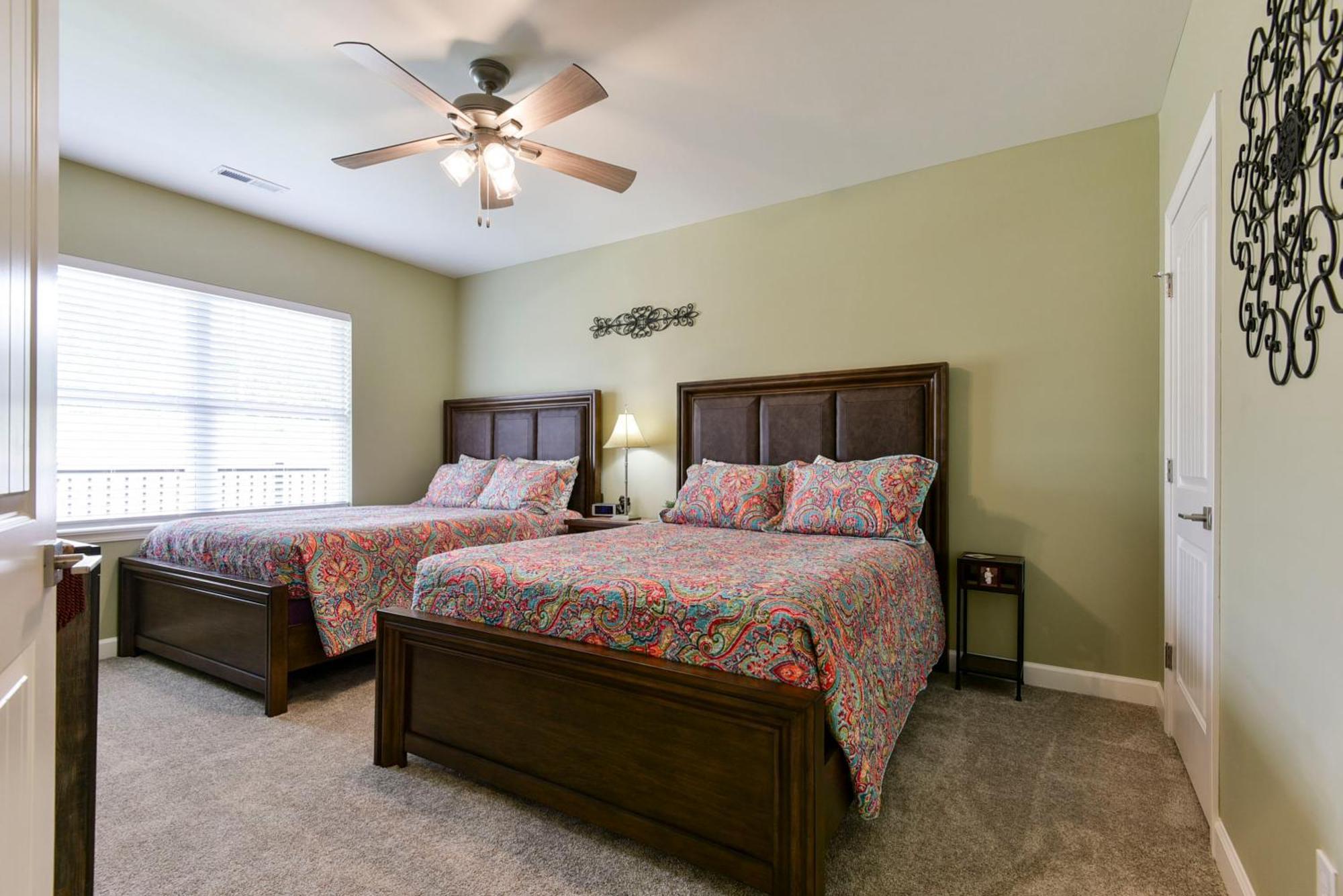 Thousand Hills Luxury Condos: Heart Of Retreat