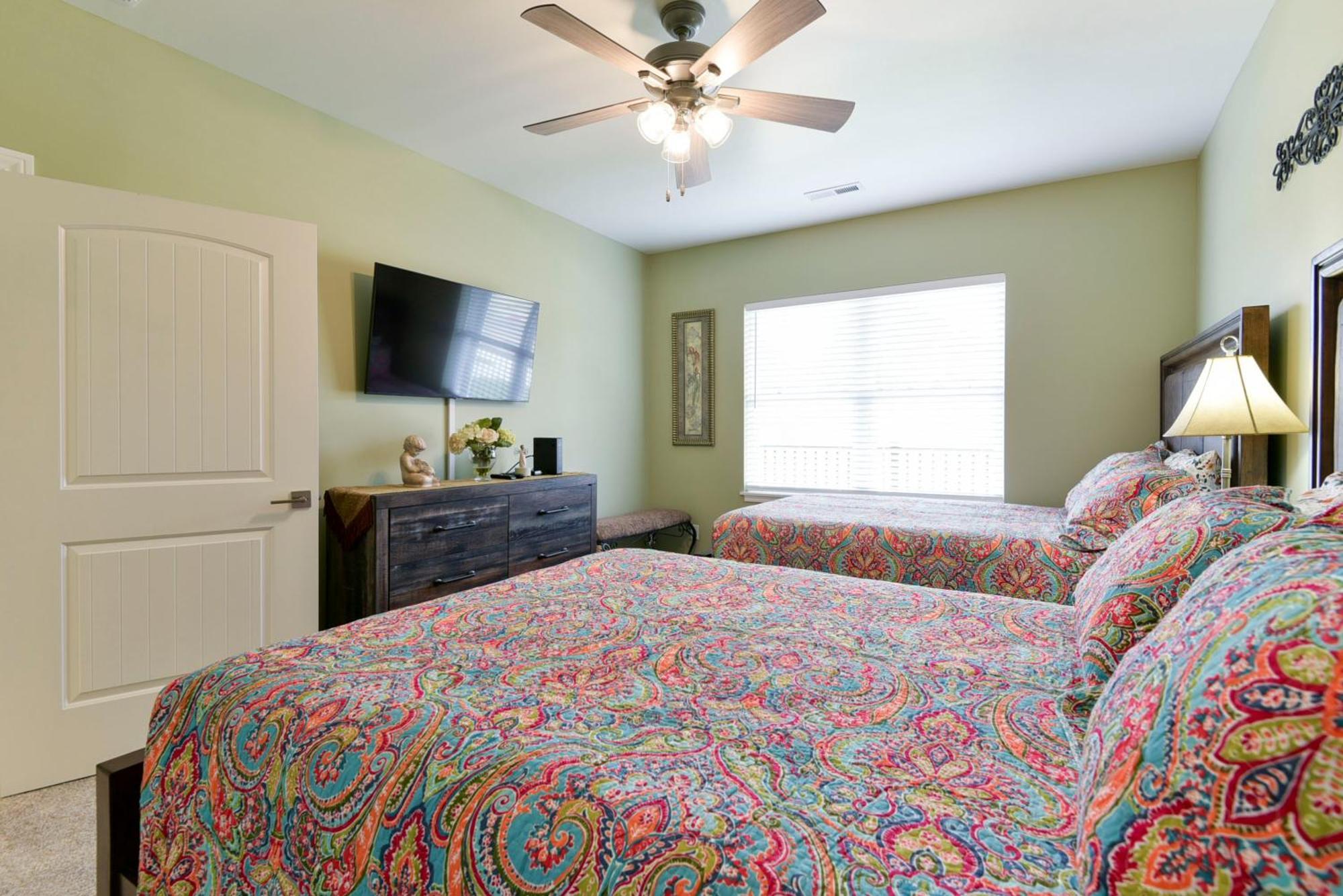 Thousand Hills Luxury Condos: Heart Of Retreat Aparthotel