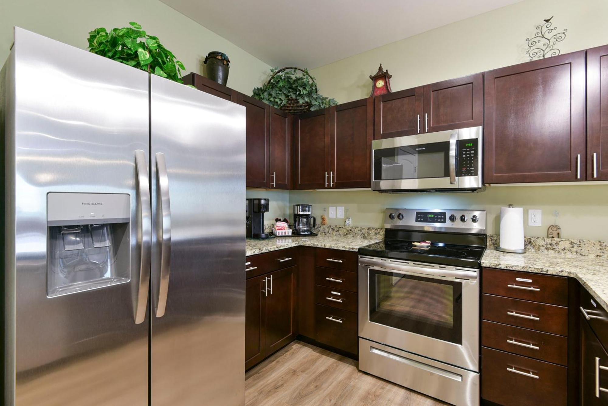 Thousand Hills Luxury Condos: Heart Of Retreat