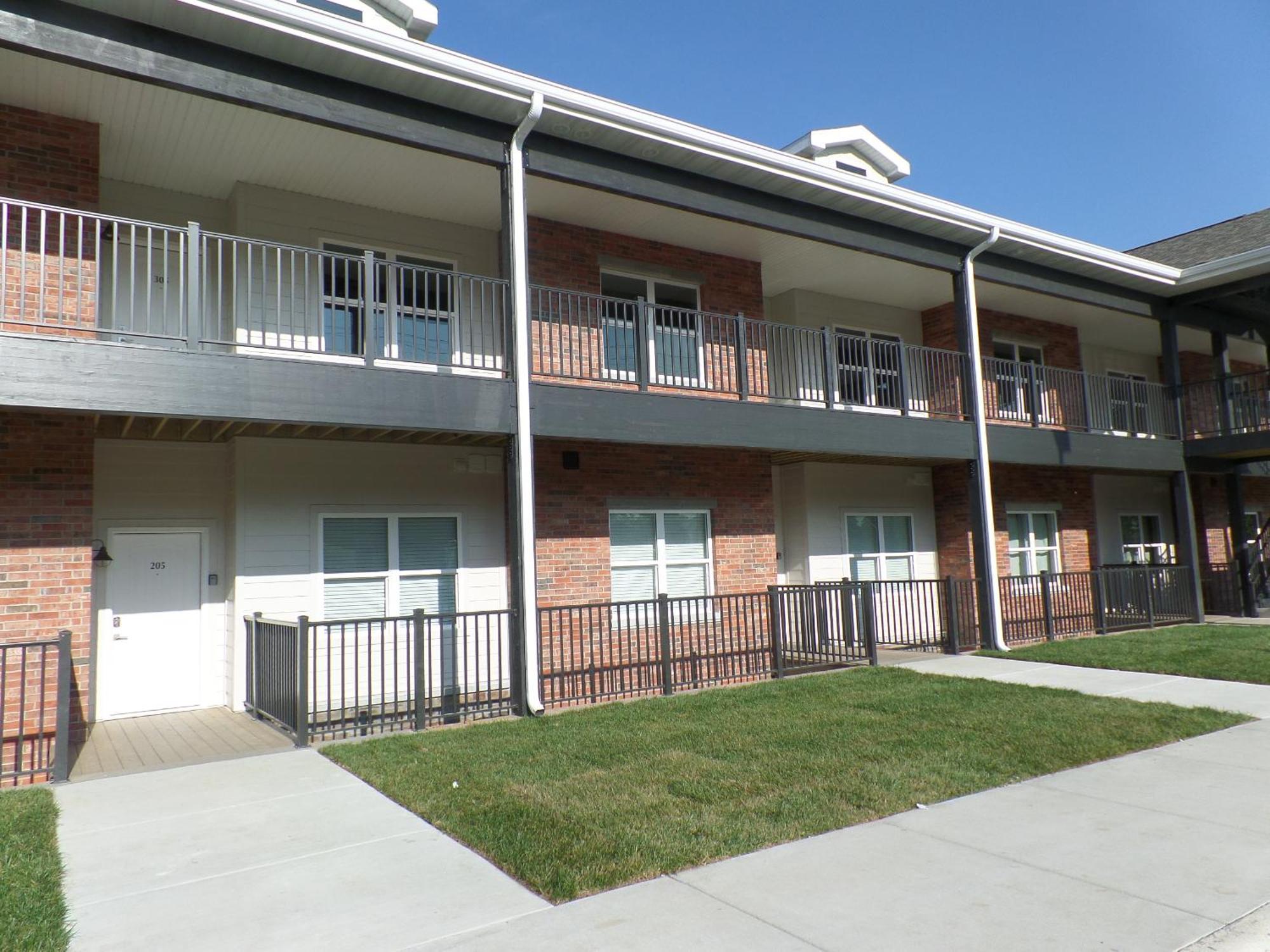 Thousand Hills Luxury Condos: Heart Of Retreat