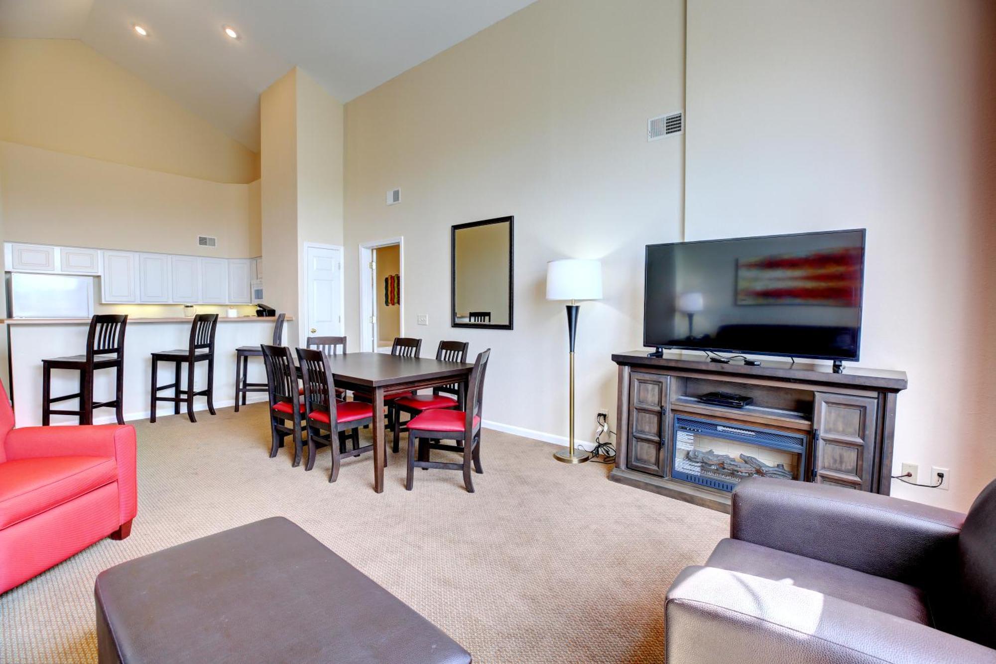 Grand Crowne Branson