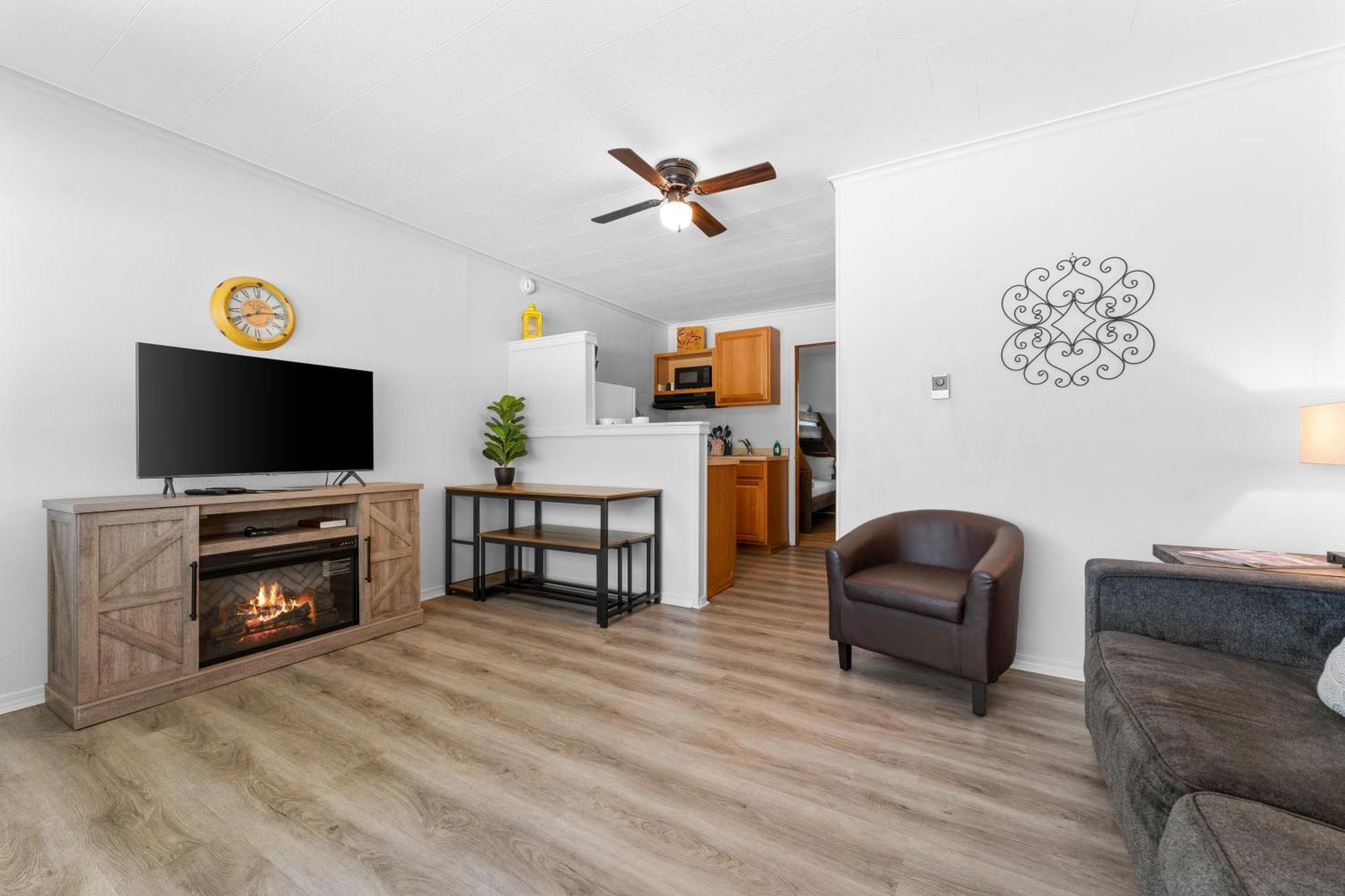 Osage Apartment