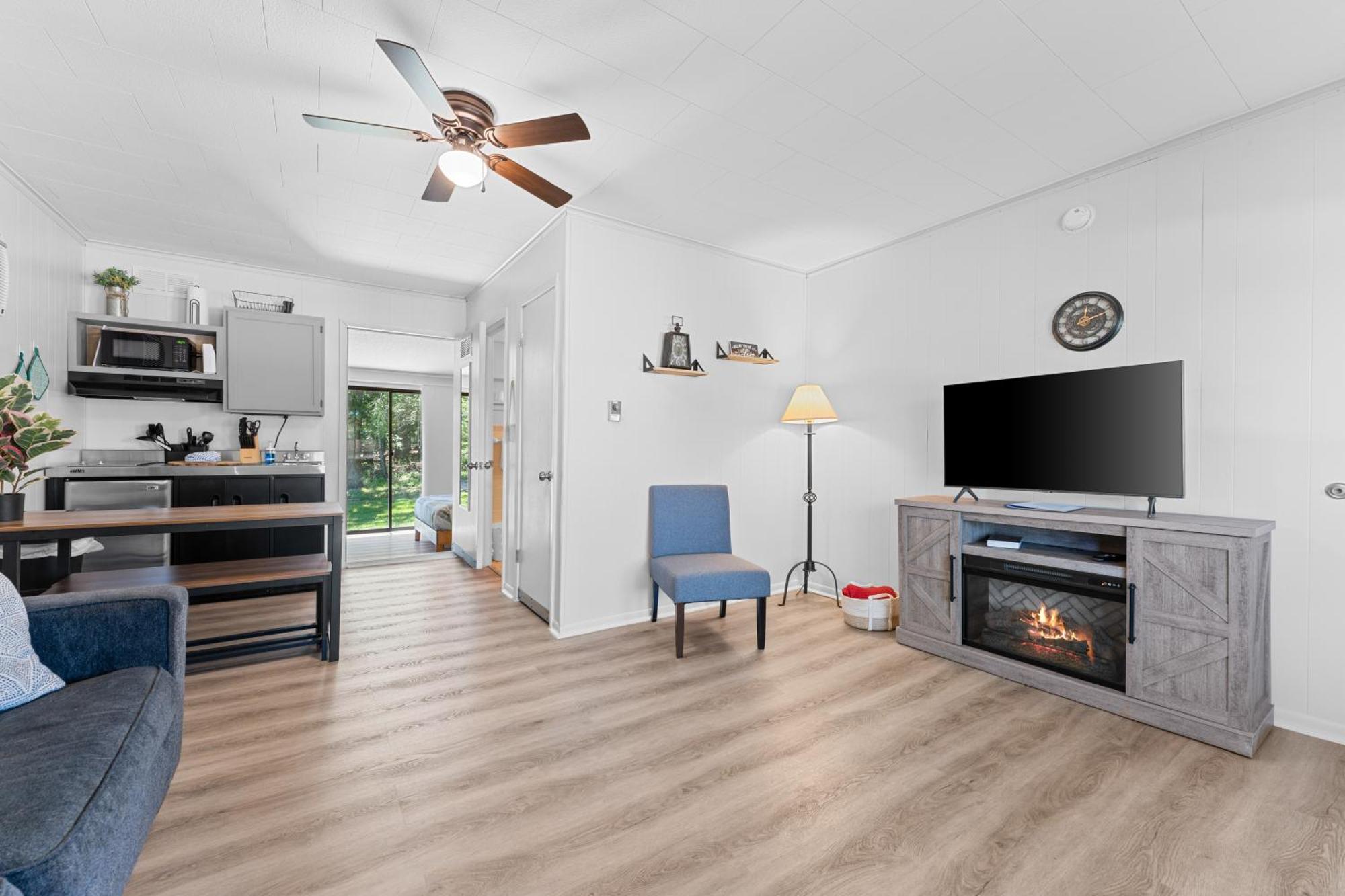 Osage Apartment