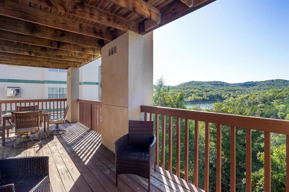 The Cove 9-3 By Sdc, Big Deck, Pool, Hot Tub, Lake View, No Stairs Apartment Branson