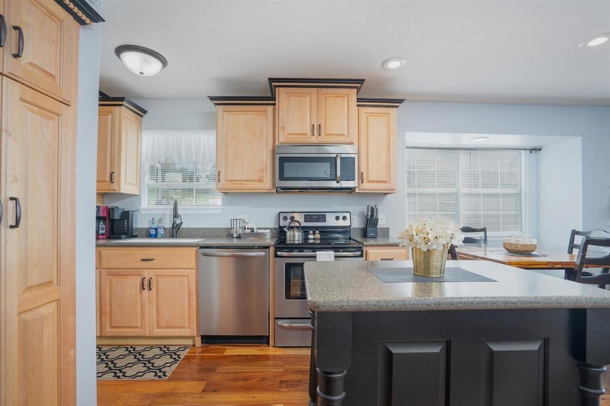 The Cove 9-3 By Sdc, Big Deck, Pool, Hot Tub, Lake View, No Stairs Apartment Branson