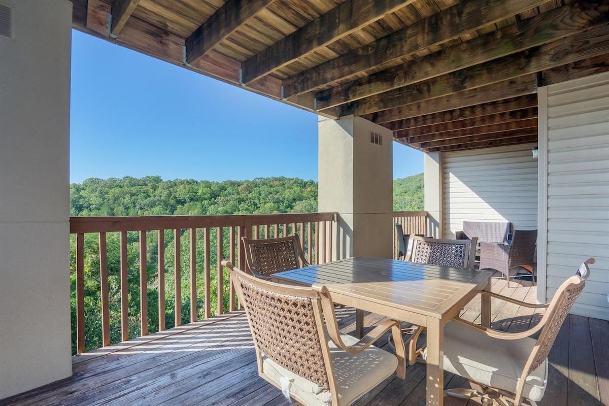 Apartment The Cove 9-3 By Sdc, Big Deck, Pool, Hot Tub, Lake View, No Stairs *