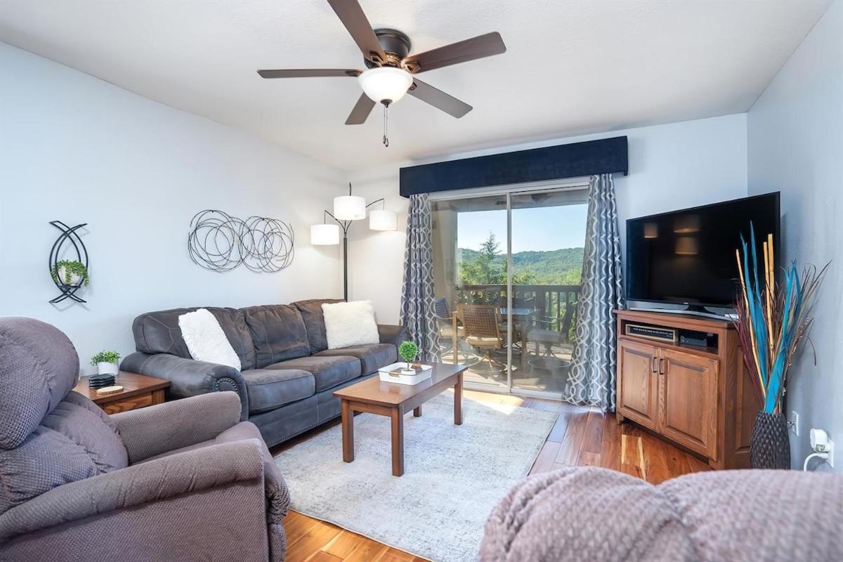 The Cove 9-3 By Sdc, Big Deck, Pool, Hot Tub, Lake View, No Stairs *