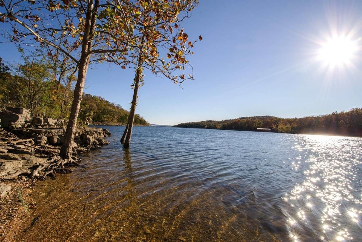 Apartment The Cove 9-3 By Sdc, Big Deck, Pool, Hot Tub, Lake View, No Stairs Branson