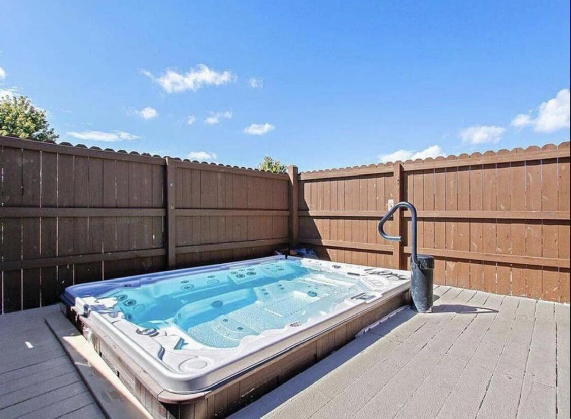 The Cove 9-3 By Sdc, Big Deck, Pool, Hot Tub, Lake View, No Stairs Apartment