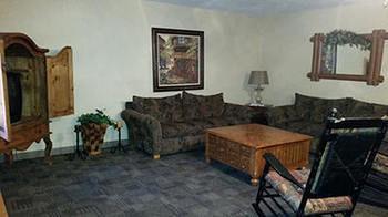 Resort Taneycomo Lakefront
