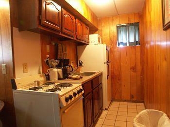 Lilleys' Landing & Marina Hotel Branson