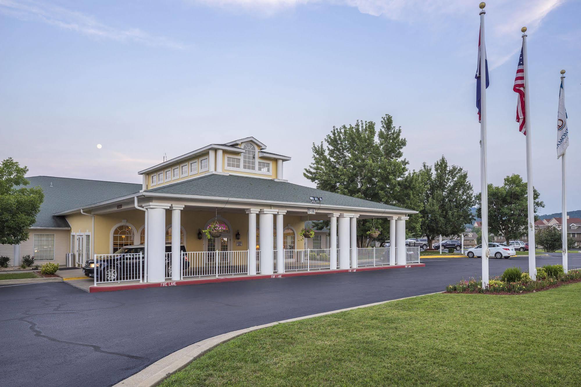 The At Fall Creek 3*