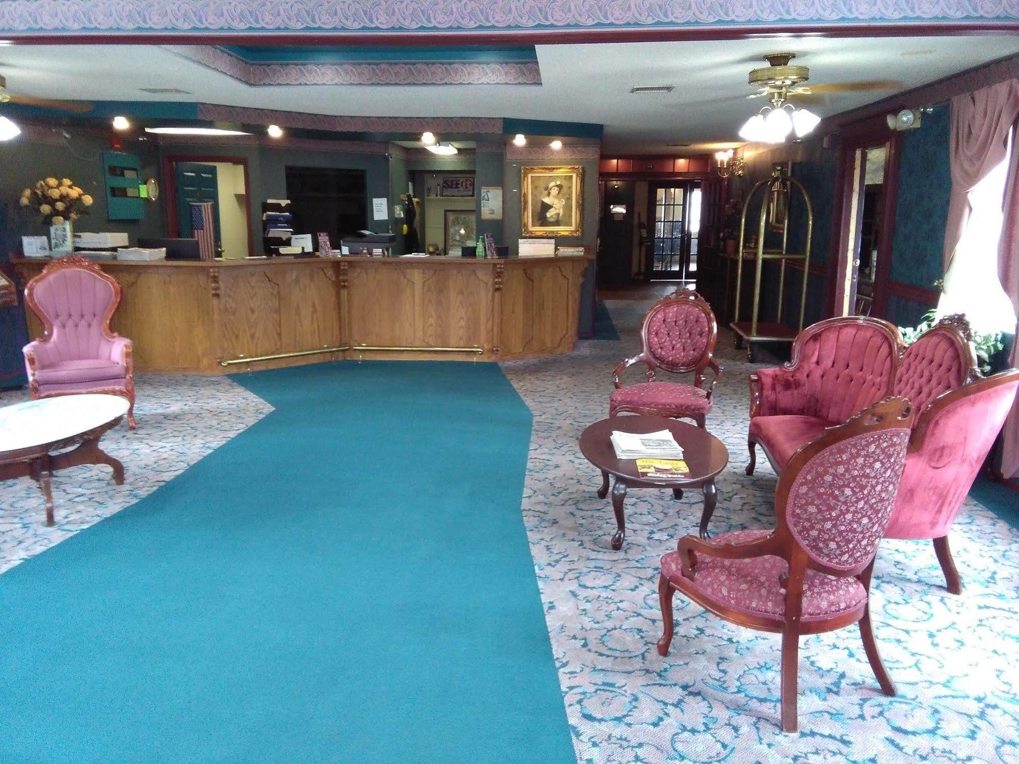 Oyo Hotel Branson Victorian Palace Hotel