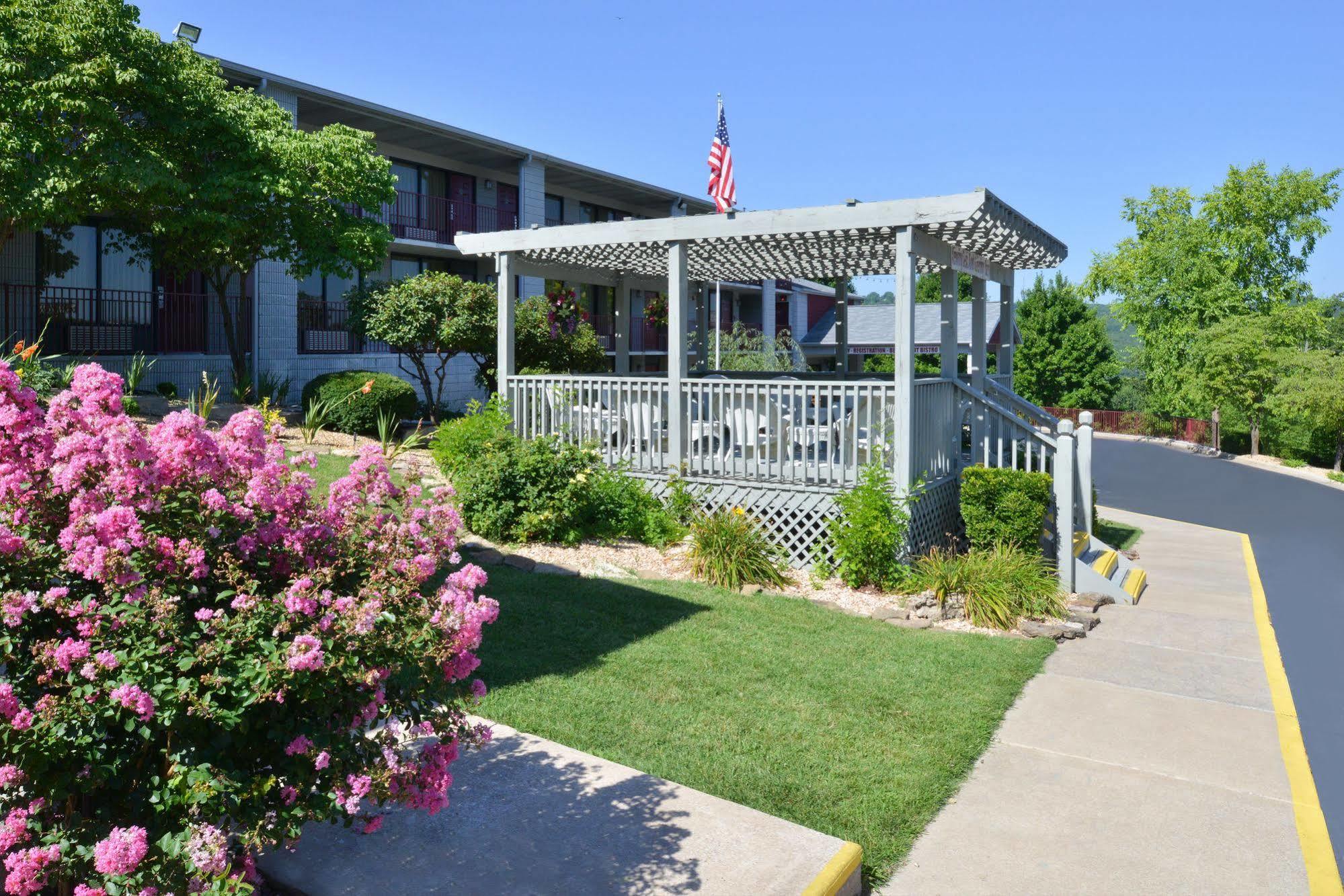 Ramada By Wyndham Motel