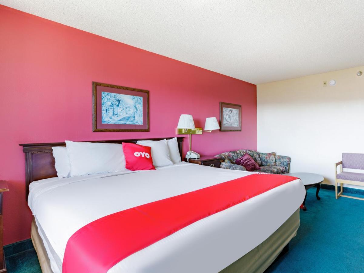 Oyo Hotel Branson Victorian Palace 2*