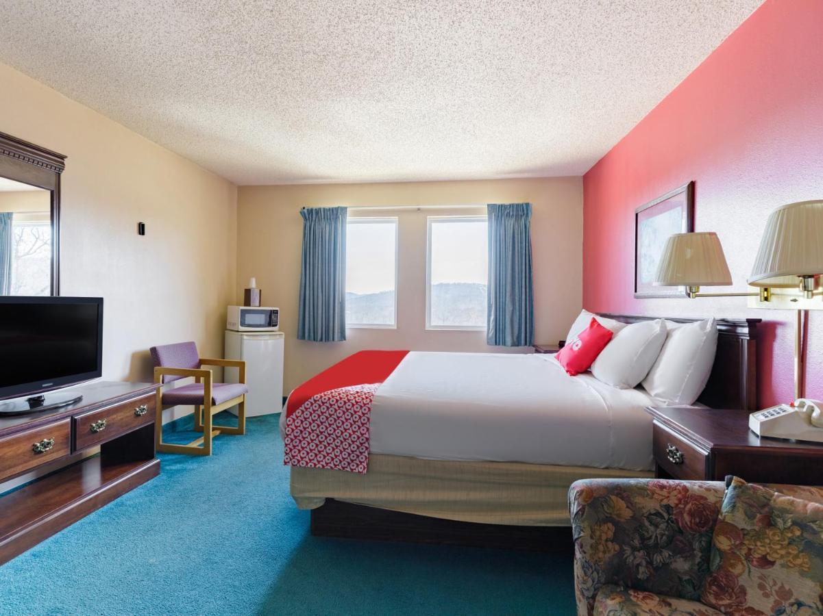 Oyo Hotel Branson Victorian Palace