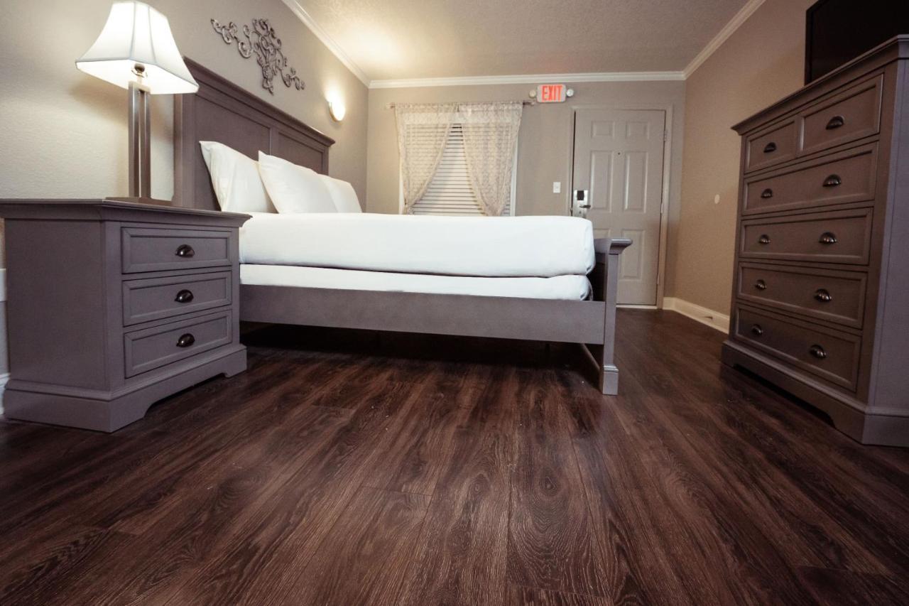 King & Hotel Branson